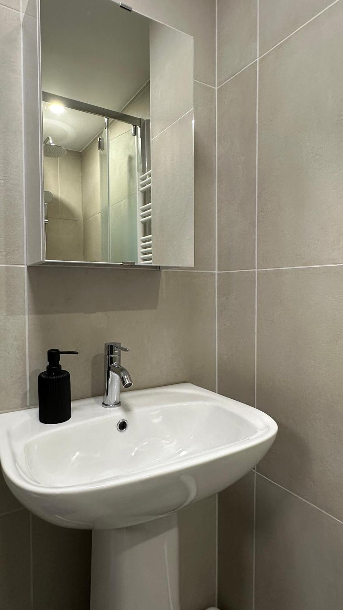Lacharriere-Logement entier 38m2 Paris Extérieur photo